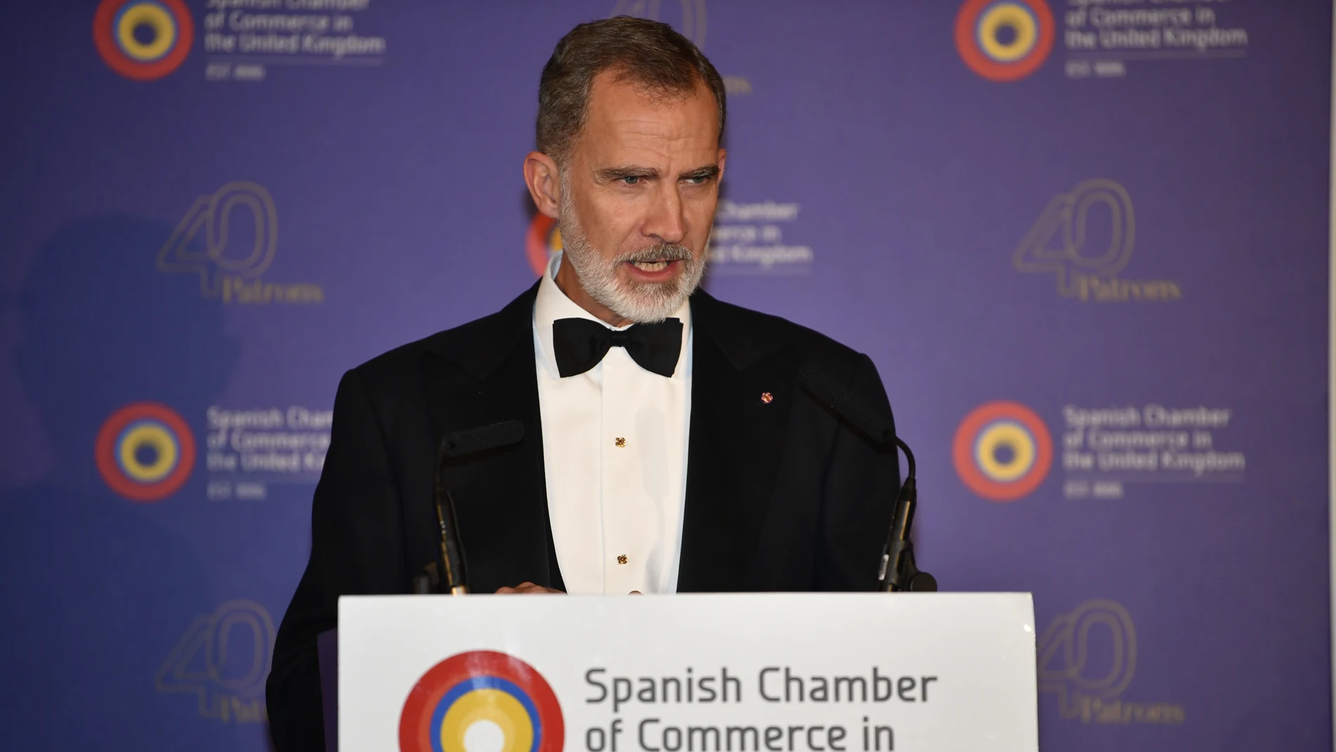 El rey Felipe VI, durante la gala por el 135 aniversario de la Cámara de Comercio de España en Reino Unido, este lunes 21 de noviembre en Londres