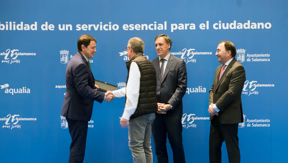 Entrega de reconocimientos ’25 Años de Aqualia Salamanca’