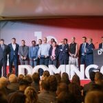 Trabajadores de más de 15 años en la empresa premiados.
