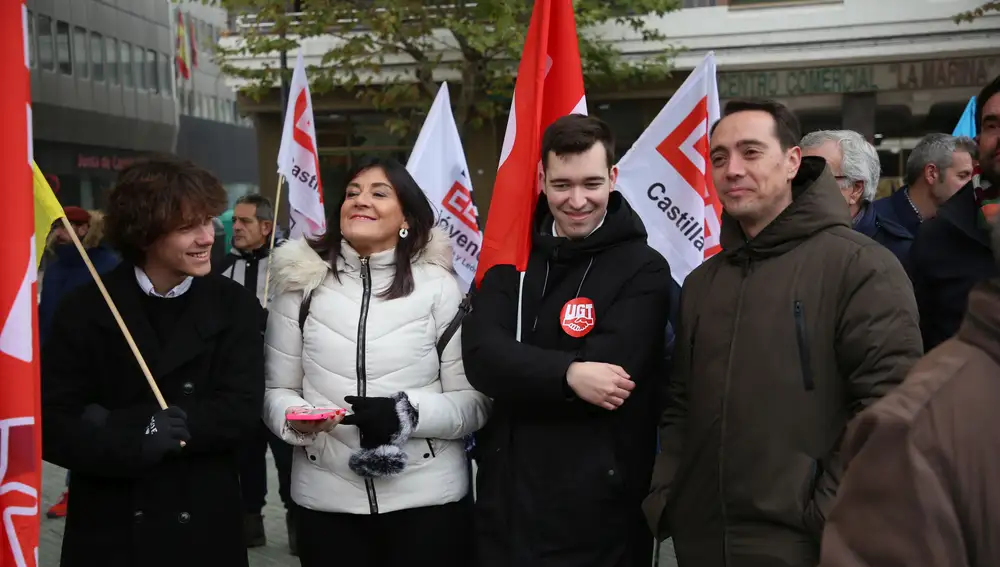 La secretaria de Organización del PSOE, Ana Sánchez, participa en la manifestación de UGT y CCOO contra Vox en Zamora