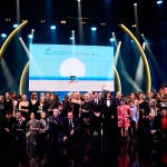 Los galardonados del Festival Internacional de Cine de Almería (FICAL) posan tras la gala de clausura