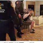 Momento de la detención de uno de los narcos del cártel