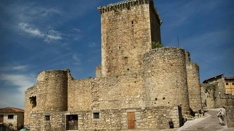 Castillo de Miranda del Castañar (Salamanca)