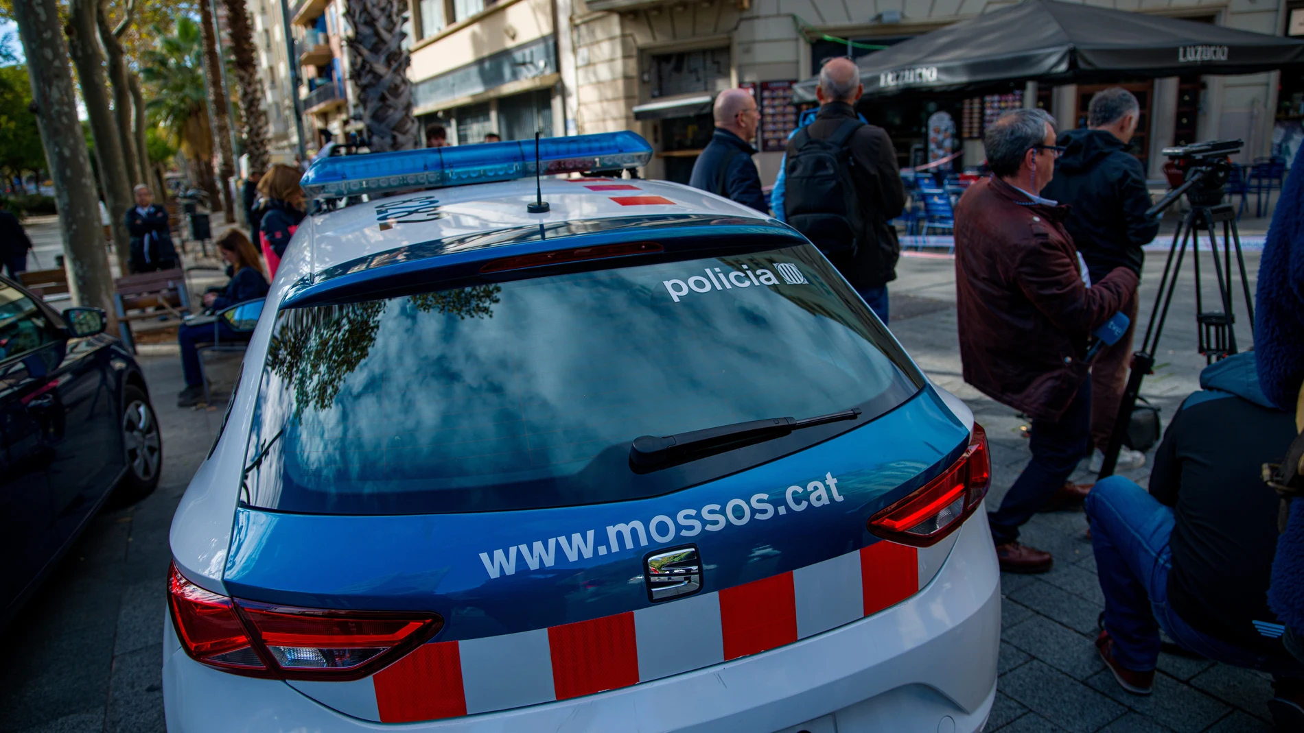 Un coche de Policía en el centro de Barcelona. Lorena Sopêna / Europa Press