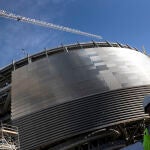 Vista de las obras de remodelación que se están llevando a cabo en el estadio Santiago Bernabéu de Madrid