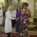 La Reina Camilla, durante el encuentro organizado en el Palacio de Buckingham