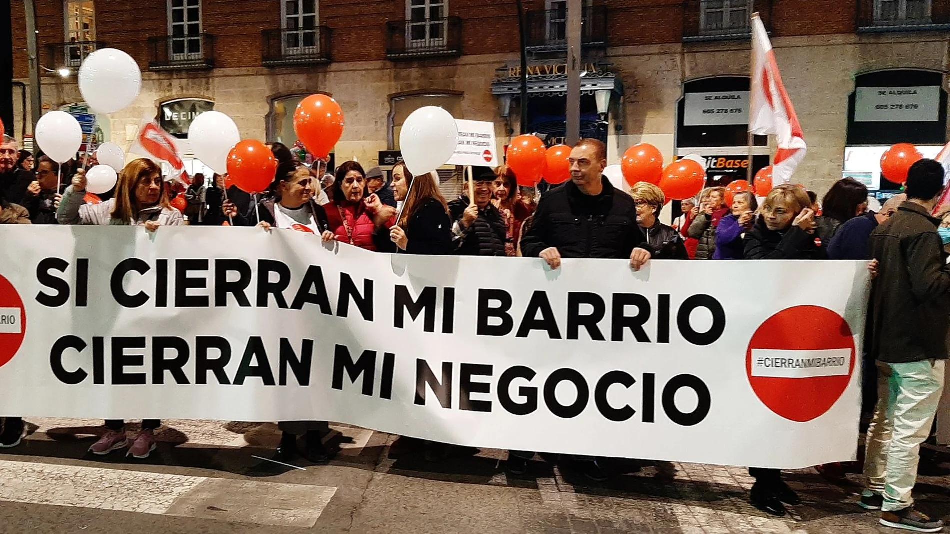 Cadena humana del pasado sábado como protesta por las obras de movilidad del centro de Murcia