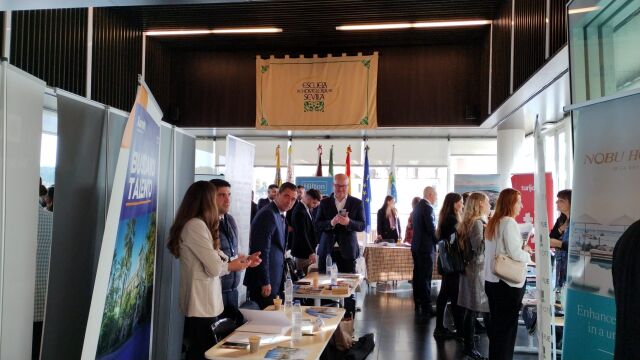 Asistentes y profesionales en la VII edición de las Jornadas de Orientación Profesional