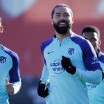 El delantero brasileño Matheus Cunha y el defensa brasileño Felipe Monteiro en un entrenamiento del Atlético de Madrid. EFE/ Atlético de Madrid.