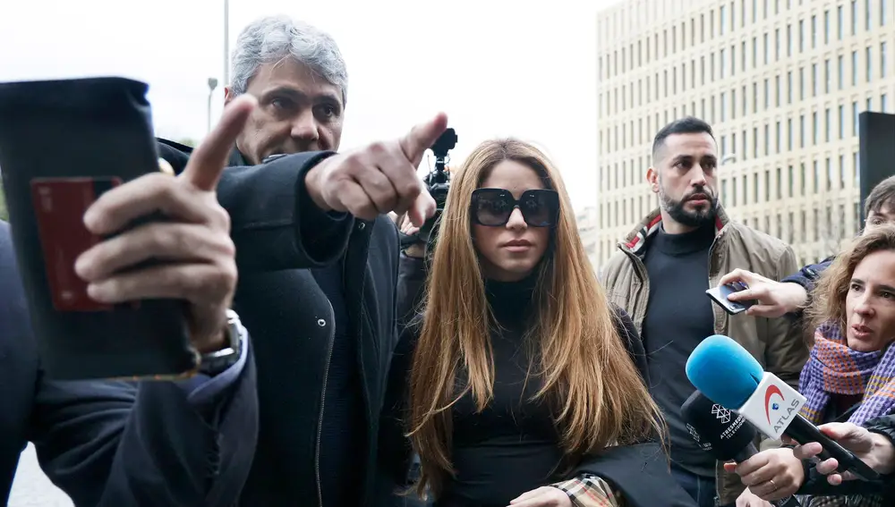 La cantante colombiana Shakira acudió esta mañana al Juzgado de primera instancia y familia número 18 de Barcelona