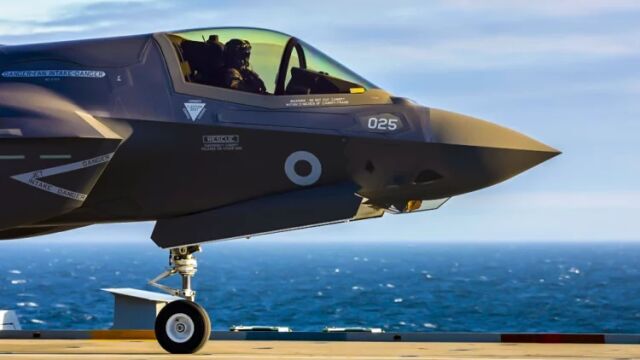 Parte delantera de un caza F-35