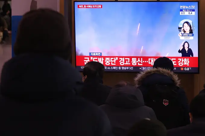Corea del Norte dispara 130 proyectiles cerca de las aguas marítimas de Corea del Sur