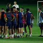 Los jugadores de la selección española en la previa al partido crucial contra Marruecos
