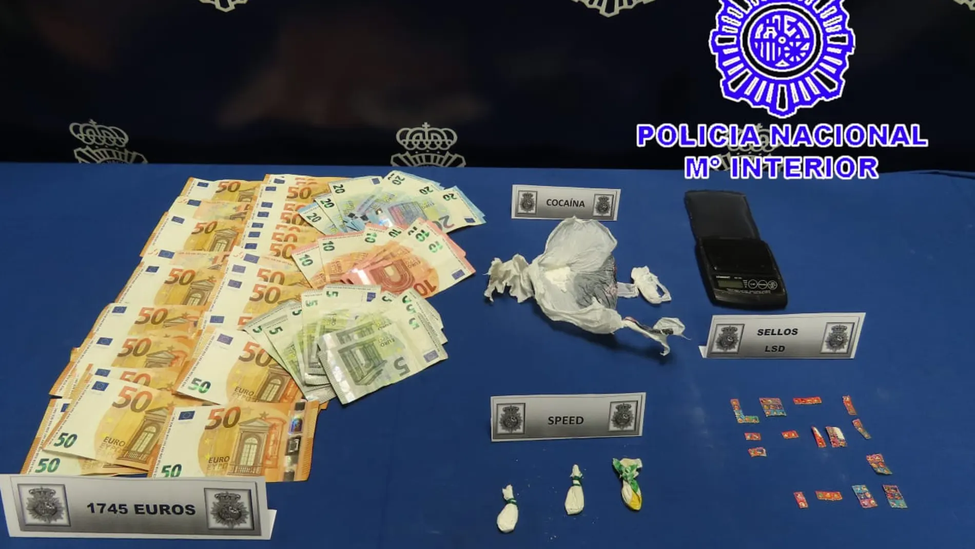 Droga y dinero incautado