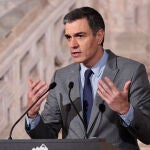 "La sociedad civil vuelve a llamar por enésima vez la atención al presidente del Gobierno"