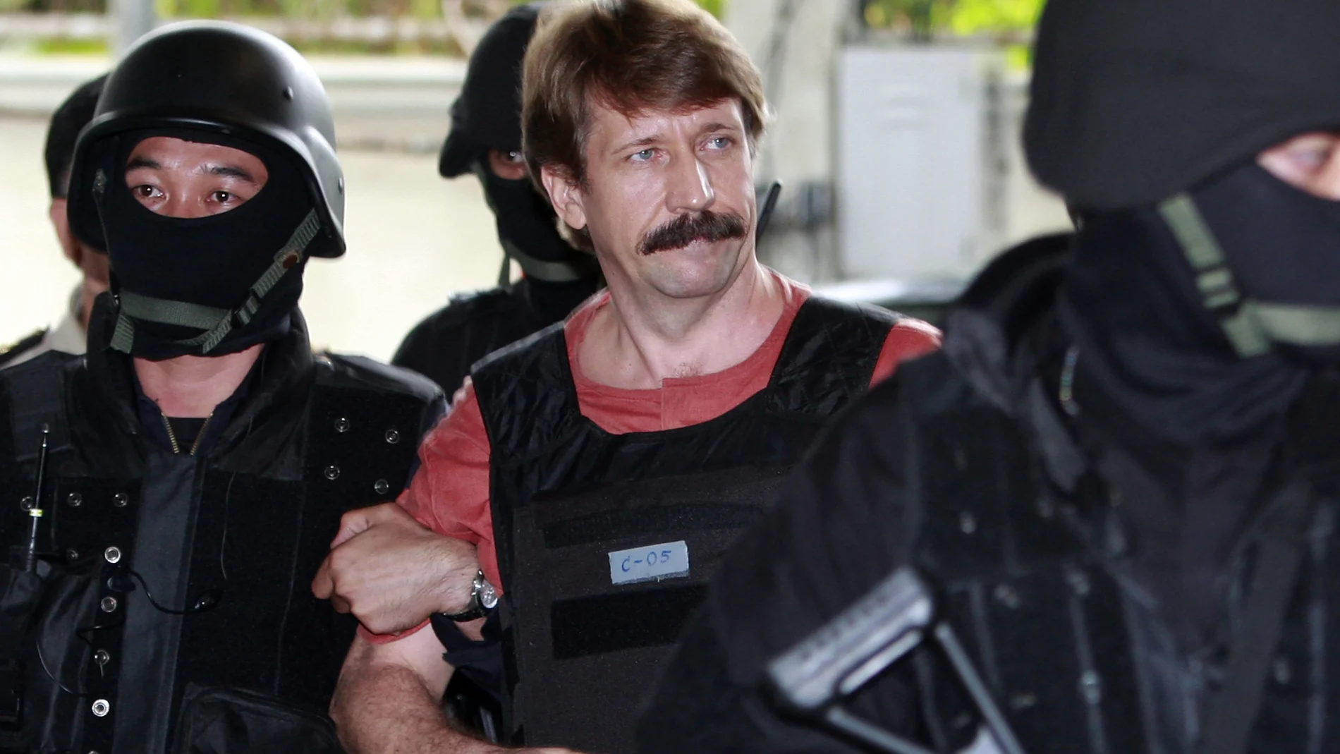 El traficane de armas ruso Viktor Bout en el momento de su detención en Tailandia en 2008