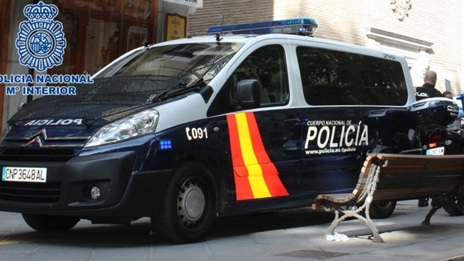 Vehículo de la Policía Nacional. POLICÍA NACIONAL