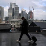 Vista panorámica de la City londinense, donde se concentra el poder económico británico