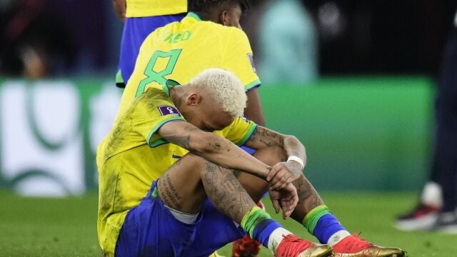 Neymar, desolado tras la eliminación de Brasil