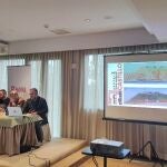 De izquierda a derecha: De Diego, García, Martínez y Cobo presentan los primeros resultados de la intervención arqueológica en la muralla de Soria