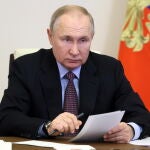 El presidente ruso, Vladimir Putin, participa en una videoconferencia