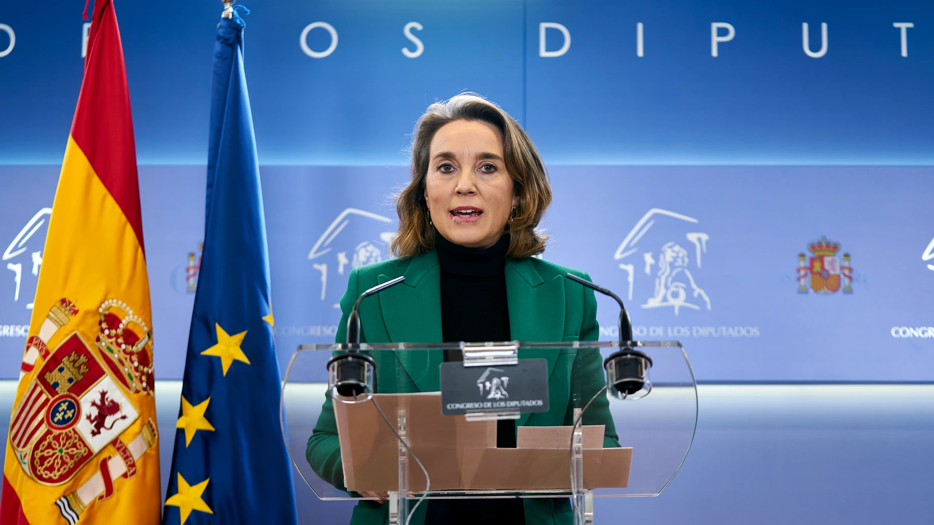 La portavoz parlamentaria del PP en el Congreso, Cuca Gamarra, durante una rueda de prensa.