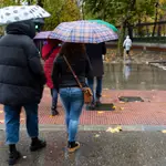 Día de lluvia y paraguas en Madrid