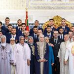 El Rey Mohamed VI rinde homenaje a la selección y sus madres
