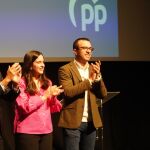 El presidente del PPCV, Carlos Mazón, junto a Sara Palma en el acto de presentación de su candidatura