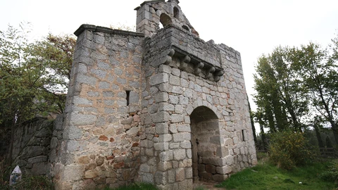 Iglesia de Navalquejigo