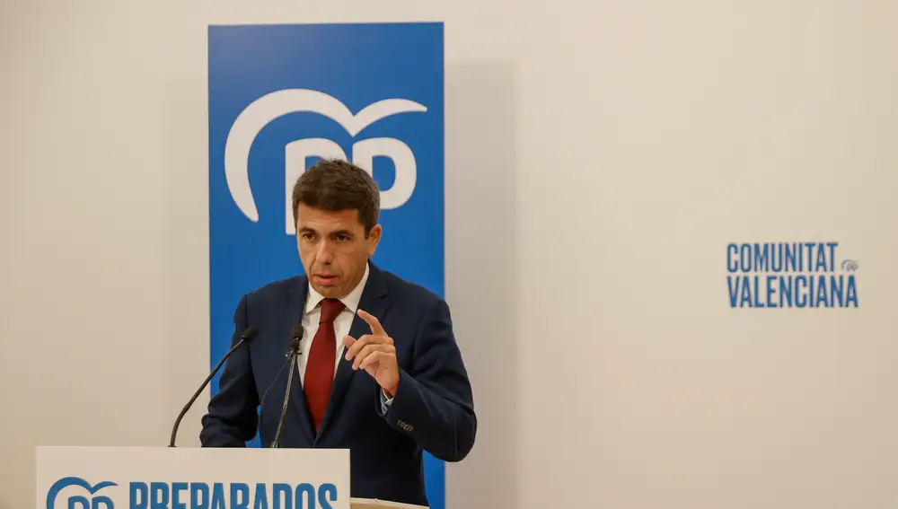El presidente del Partido Popular de la Comunitat Valenciana, Carlos Mazón, ofrece una rueda de prensa sobre la actualidad política