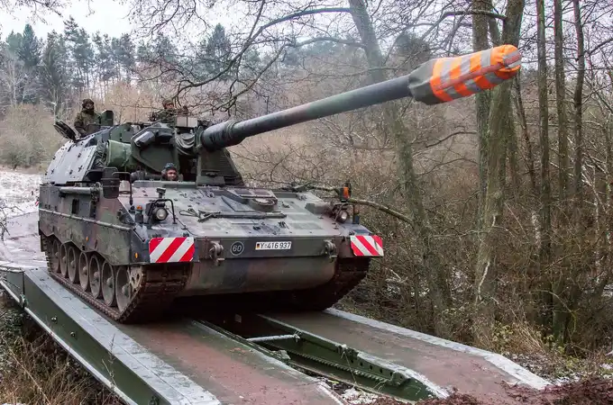 ¿Es fiable el armamento alemán? Primero un fallo masivo en los blindados Puma y ahora en los obuses PzH 2000