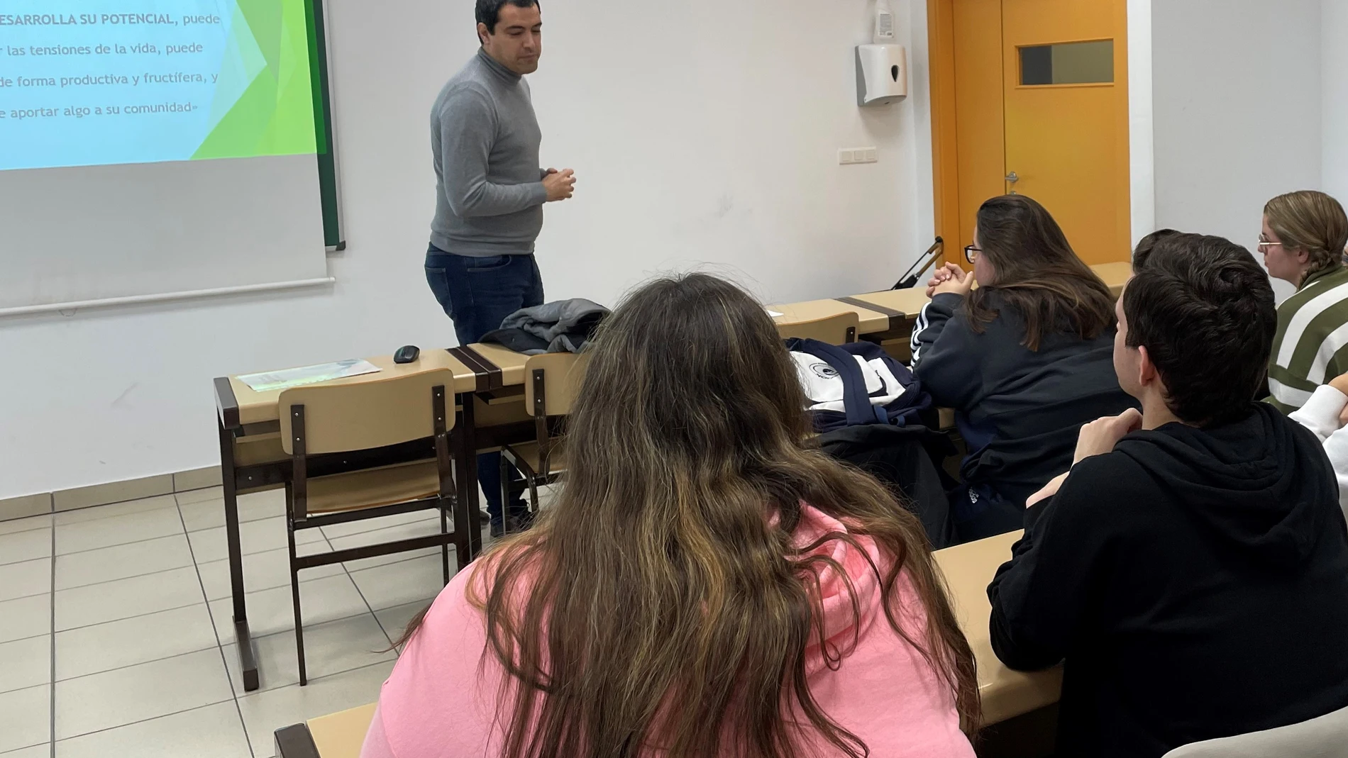 El Puente imparte charlas en la Universidad de Valladolid