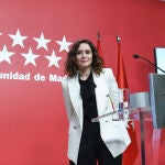 La presidenta de la comunidad de Madrid, Isabel Díaz Ayuso, durante una rueda de prensa posterior a la reunión del Consejo de Gobierno de la Comunidad de Madrid