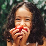 ¿Afecta la alimentación al bienestar emocional de niños y adolescentes