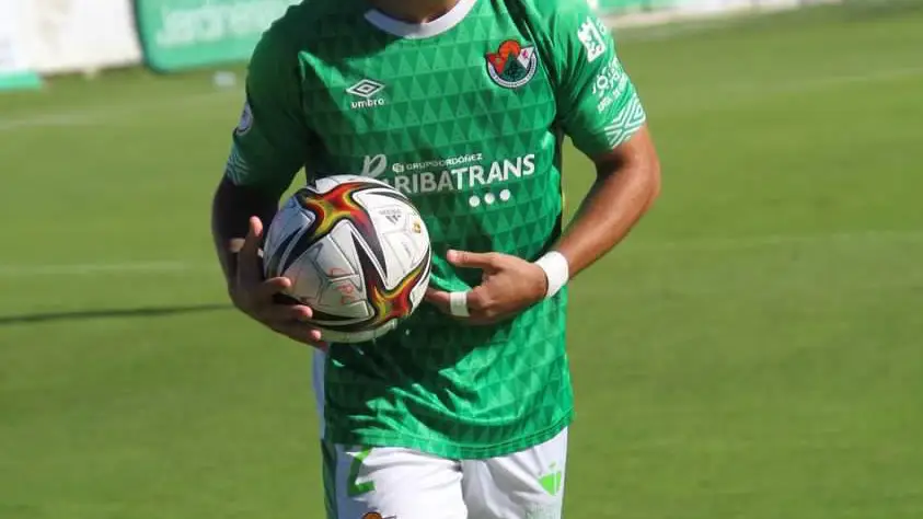 Luis Aguado, durante un partido con el Cacereño