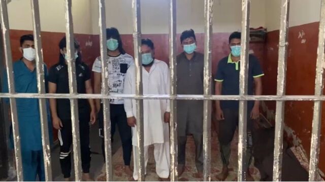 La familia de unas hermanas asesinados por un matromonio forzoso, en prisión