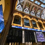 La Bolsa española ha arrancado este lunes con una subida del 0,82 %