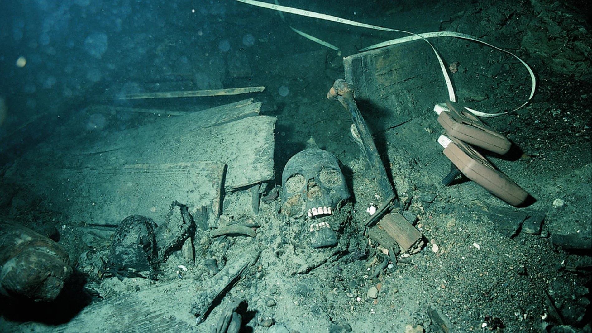 Excavación subacuática de Kronan.