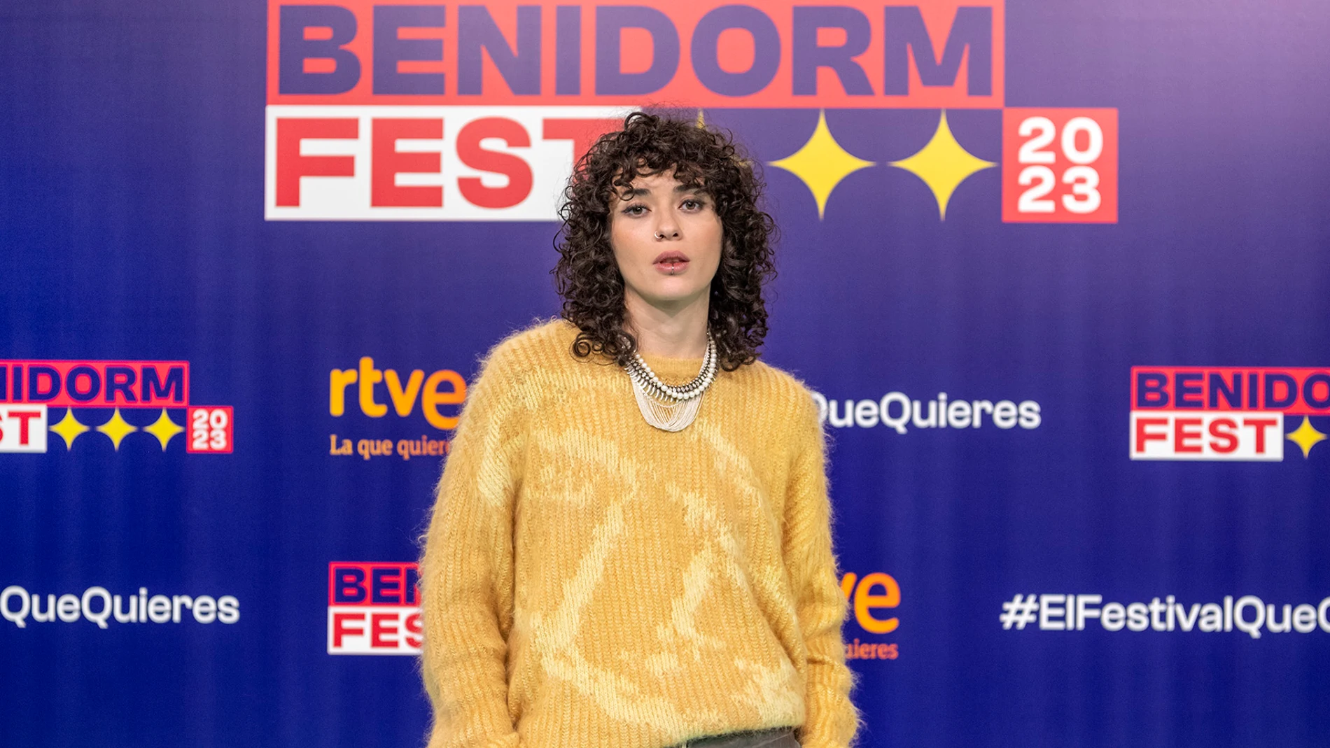 Alice Wonder posa durante la presentación de concursantes del festival Benidorm Fest 2023