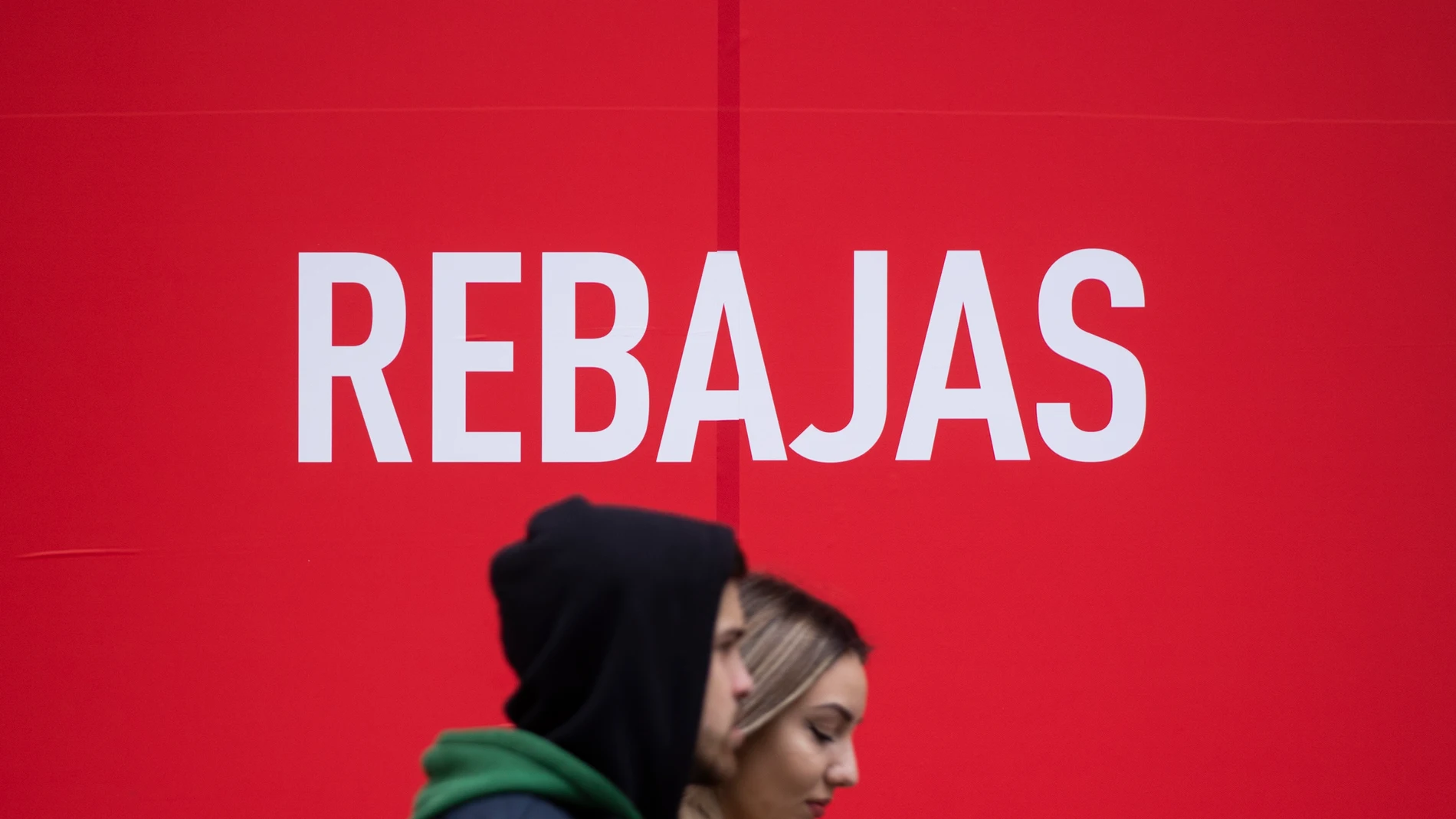 Rebajas Zara: Cuándo y a qué hora empiezan sus rebajas 2023 online