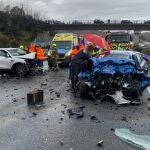 Aparatoso accidente con un hombre fallecido en la A-52 a su paso por Salvaterra de Miño (Pontevedra).