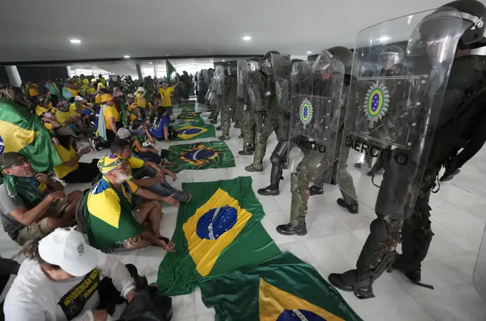 Apoyo internacional a Lula da Silva: “Cobarde y vil ataque a la democracia”