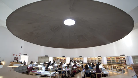 Biblioteca pública Pedro Salinas, en Madrid