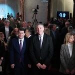 El presidente de la Junta de Castilla y León, Alfonso Fernández Mañueco, arropa a De los Mozos en este acto de homenaje