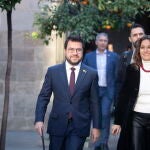 El presidente de la Generalitat, Pere Aragonès junto a la consellera de la Presidencia, Laura Vilagrà
