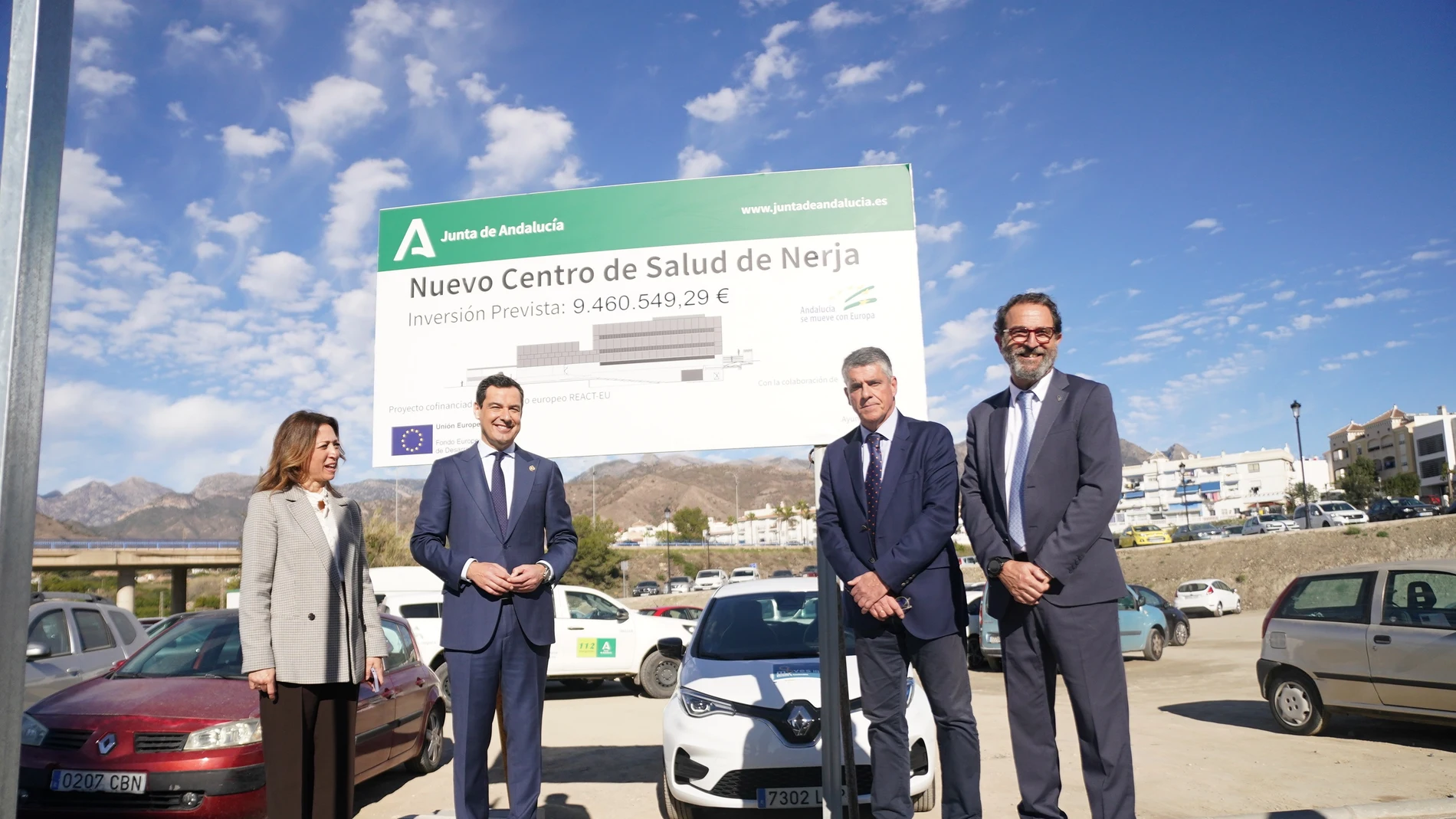 Juanma Moreno ha mantenido un encuentro con el alcalde de Nerja, José Alberto Armijo