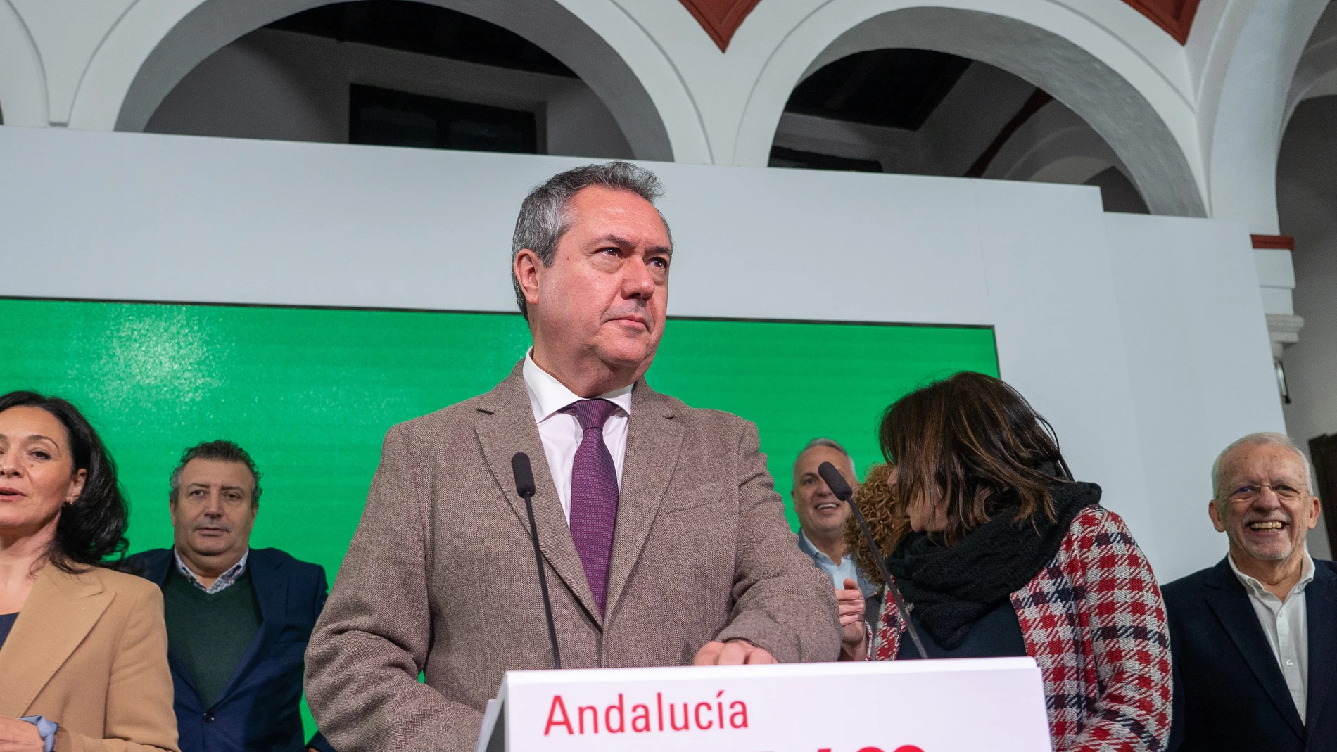 El secretario general del PSOE-A Juan Espadas acompañado de los secretarios de las provincias andaluzas Francisco J. Olmo