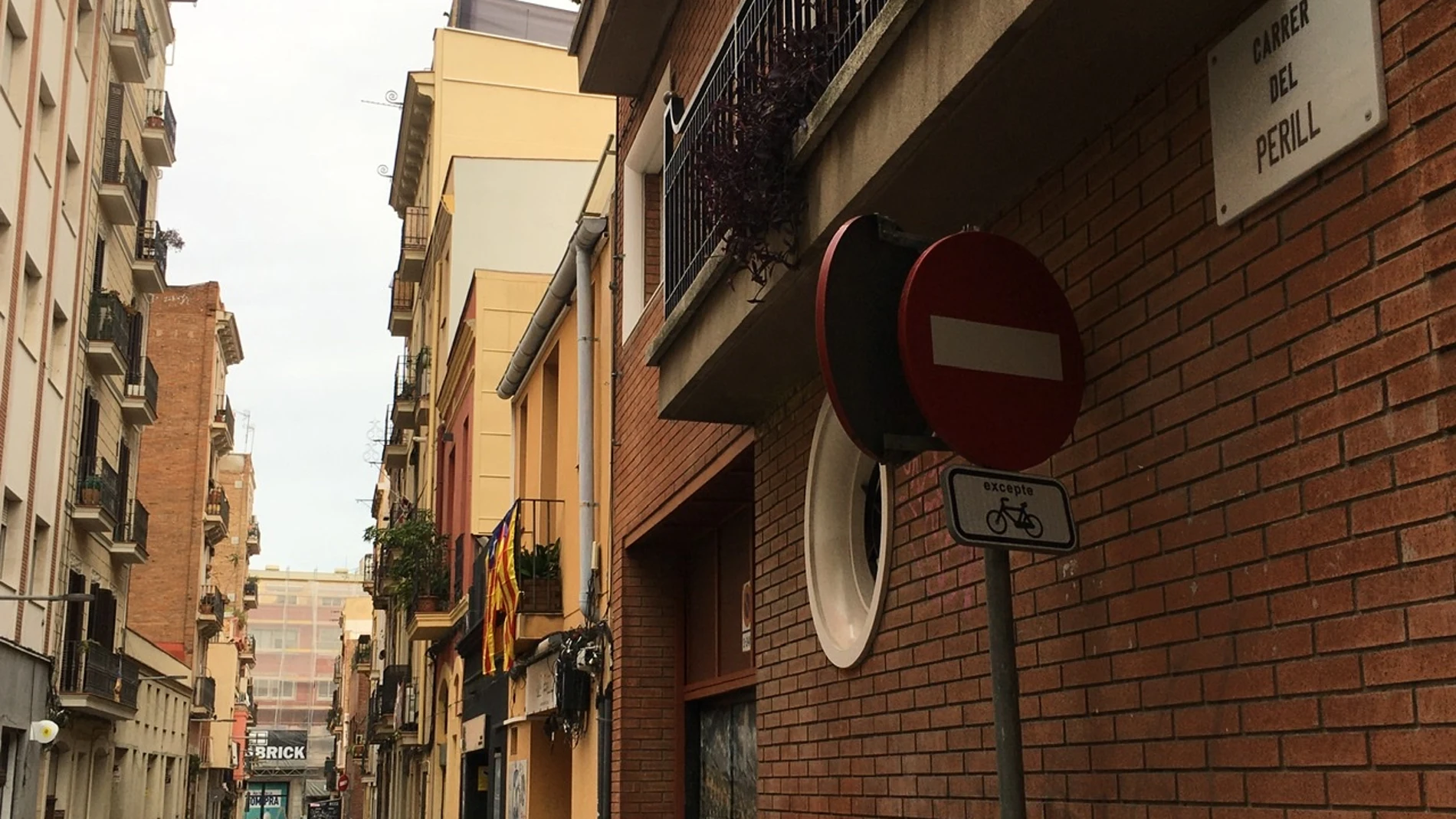 La céntrica calle del Perill en el distrito de Gràcia