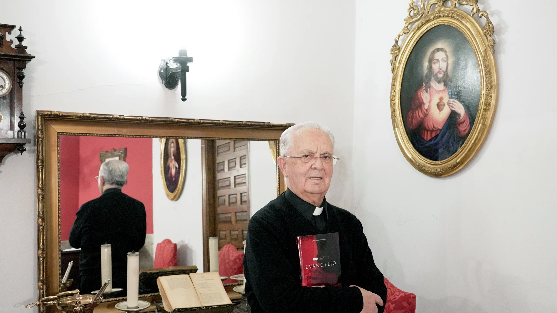 Jesús Mateo, autor del libro 'Evangelios'